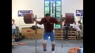 Михаил Кокляев. Приседание без рук – вес штанги 290 кг