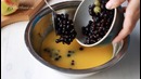 Vegan orange cake with black currants