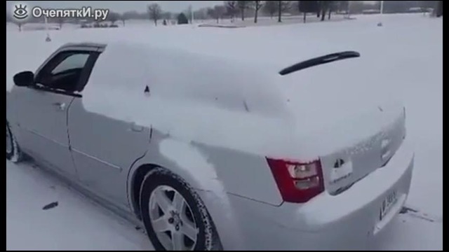 Как неправильно чистить автомобиль от снега