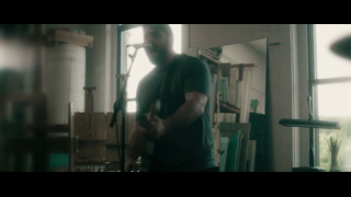 Wolves At The Gate – Breaking The Habit (Official Music Video 2023)