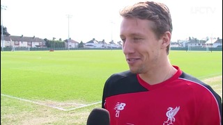 Lucas Leiva. Player of the month