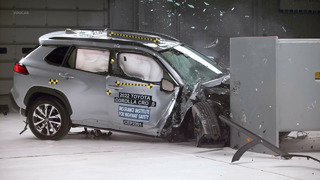 TOYOTA COROLLA CROSS Frontal Crash Test | Top Safety SUV