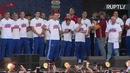 Игроки сборной России по футболу встречаются с болельщиками