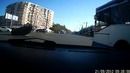 Оборванный провод отправил автомобиль в полет