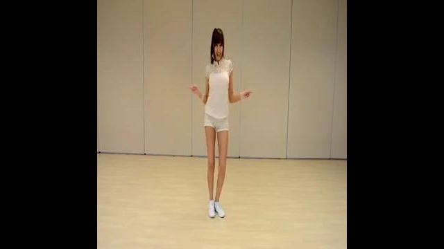 Glam-In front of the Mirror Dance Cover
