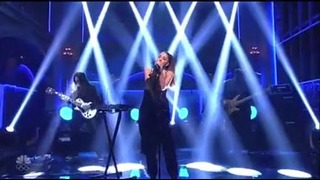 Ariana Grande – Dangerous Woman (Live @Saturday Night Show)