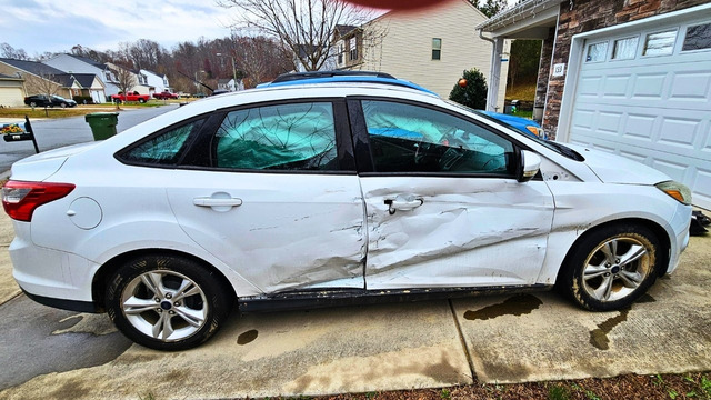 Idiots In Cars 403