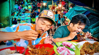 Сумасшедшая уличная еда в Индонезии. Гигантские говяжьи рёбрышки и раздавленная курица