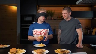 Никита Петряев угадывает бургеры с завязанными глазами – Макдональдс, KFC, Бурге