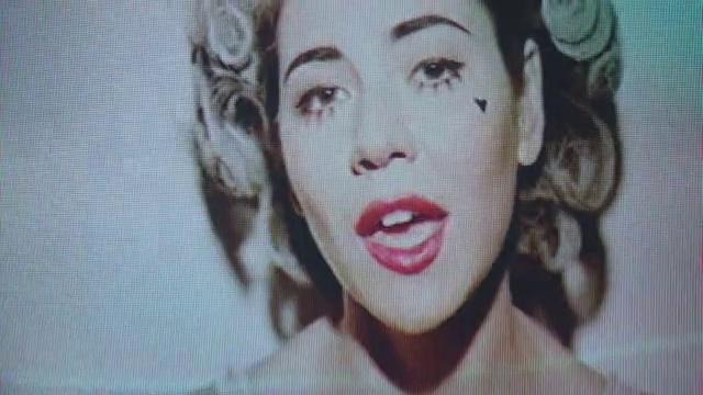 Marina & The Diamonds – Primadonna