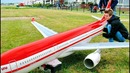Гигантская радиоуправляемая модель лайнера Аэробус А-330