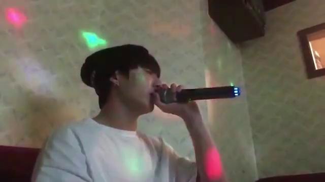 BTS-kook in a singing room (2)