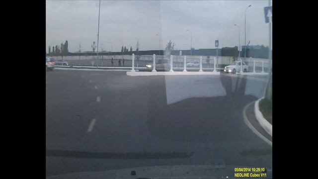 М.. ки на дороге