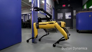 Роботы BostonDynamics развиваются