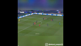 Фантастический гол Гнабри в ворота Лиона