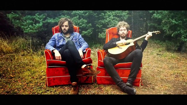 The Moth & The Flame – Live While I Breathe (Acoustic)