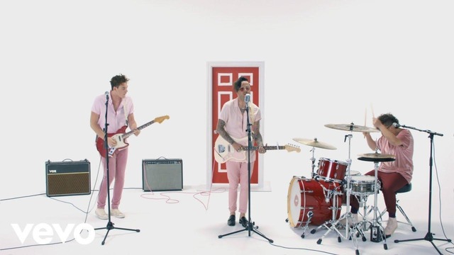 Lovelytheband – these are my friends (Official Music Video)