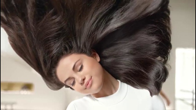 Selena Gomez Most Beautiful Hair Ever with Pantene Expert