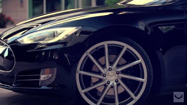 Tesla Model S Vossen 22’’ CVT Directional Wheels Rims