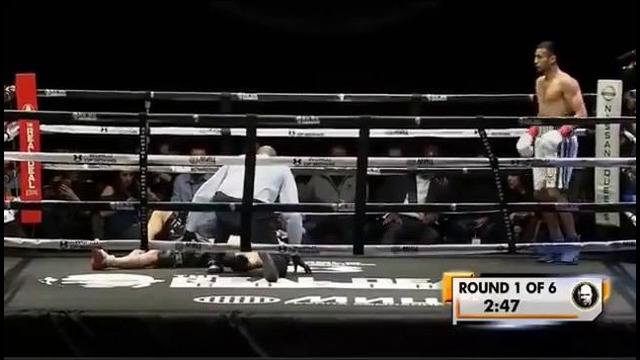 Боксер Шахрам Гиясов за 10 секунд отправил соперника в нокаут