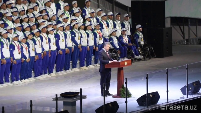 Президент поручил выделить звездам российского хоккея квартиры в Ташкенте