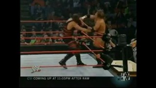 Kane vs Triple H (Casket Match)(1)