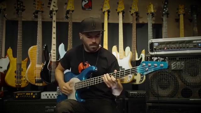 Miki Santamaria – Extreme Slap Bass Solo VOL 2
