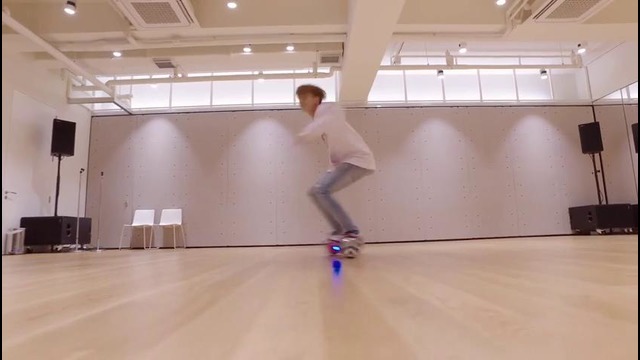 NCT DREAM Hoverboard Freestyle 1