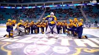 Hockey Player Does Backpack Kid’s Moves in Epic Team Dance Off