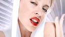 Kylie Minogue – Can’t Get You Out Of My Head (Official Video)