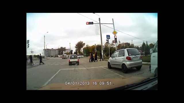 Он не видел светофор