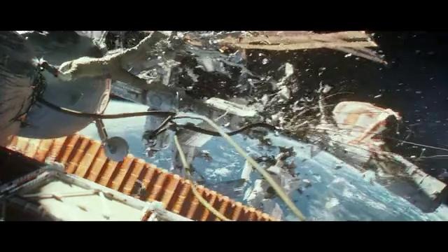 Гравитация – Официальный Трейлер (На английском)