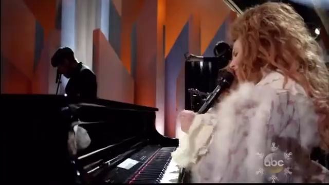 Lady GaGa ft Elton John – ArtPop