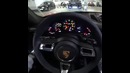 Залипательный старт Porsche