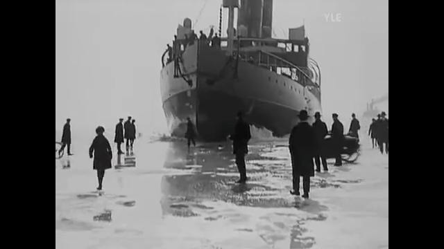 Прибытие ледокола (Хельсинки, Финляндия 1920 г.)