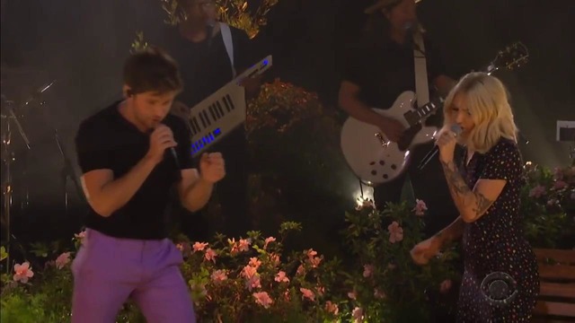 Julia Michaels & Niall Horan: What a Time (Live 2019!)