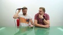 Парни пробуют женские вещи