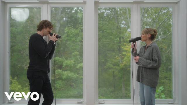 Dean Lewis, Sasha Alex Sloan – Rest (Official Video)