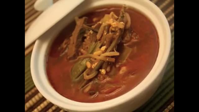 Korean Food: Spicy Beef Soup (육개장 = YukGaeJang)