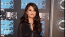 Selena Gomez Hot Red Carpet Style at 2015 MTV VMA’s