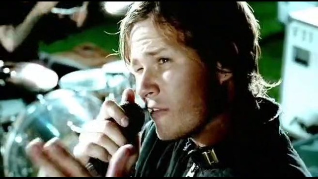 Angels And Airwaves – Everythings Magic