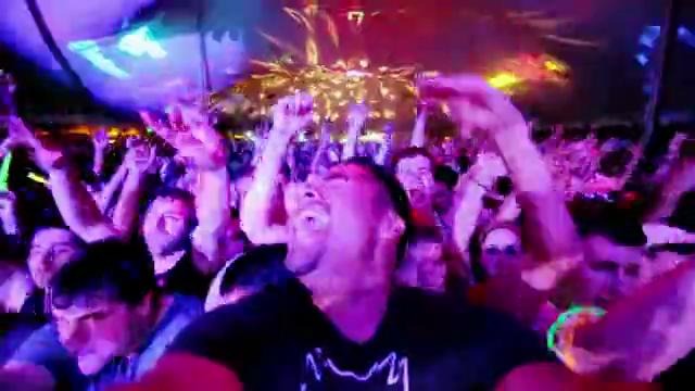 Knife Party – Bonfire