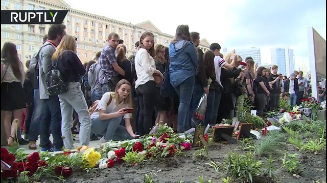 В Москве сотни поклонников почтили память солиста Linkin Park