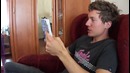 Англичанин пытается учить Русский язык по разговорнику