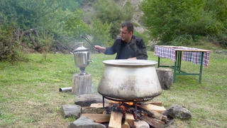 Баранина приготовленная в стеклянной банке