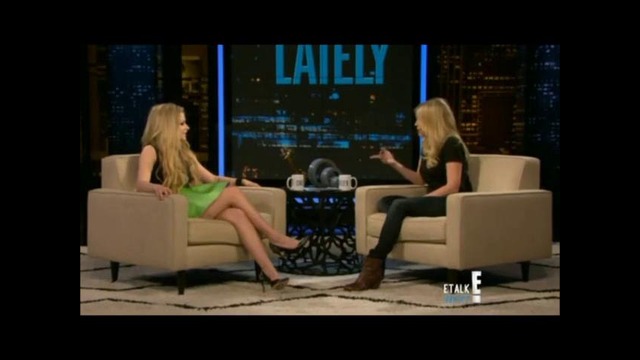 Avril Lavigne intervistata al Chelsea Lately April 11, 2013