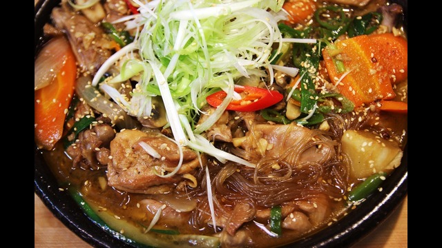 Braised chicken with vegetables (Dakjjim:안동찜닭)