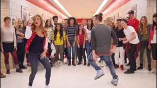 High School Dance Battle – Geeks vs. Cool Kids