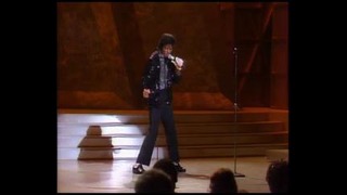 Легендарная лунная походка Майкла Джексона (Billie Jean)