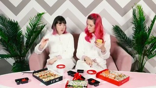 Я и мой близнец едим 100 суши – КТО ИЗ ВАС Kate Clapp и Anastasiz